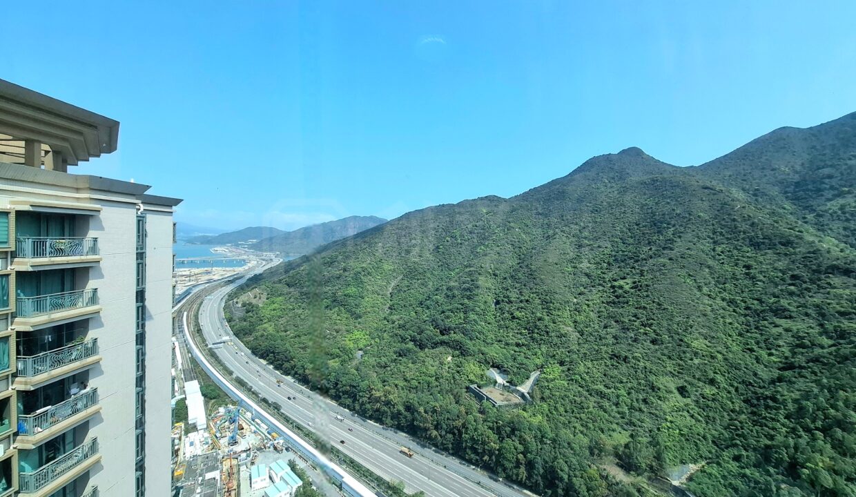 f439837e-e737-42e2-b9dc-01ccf65a4f11.jpeg
