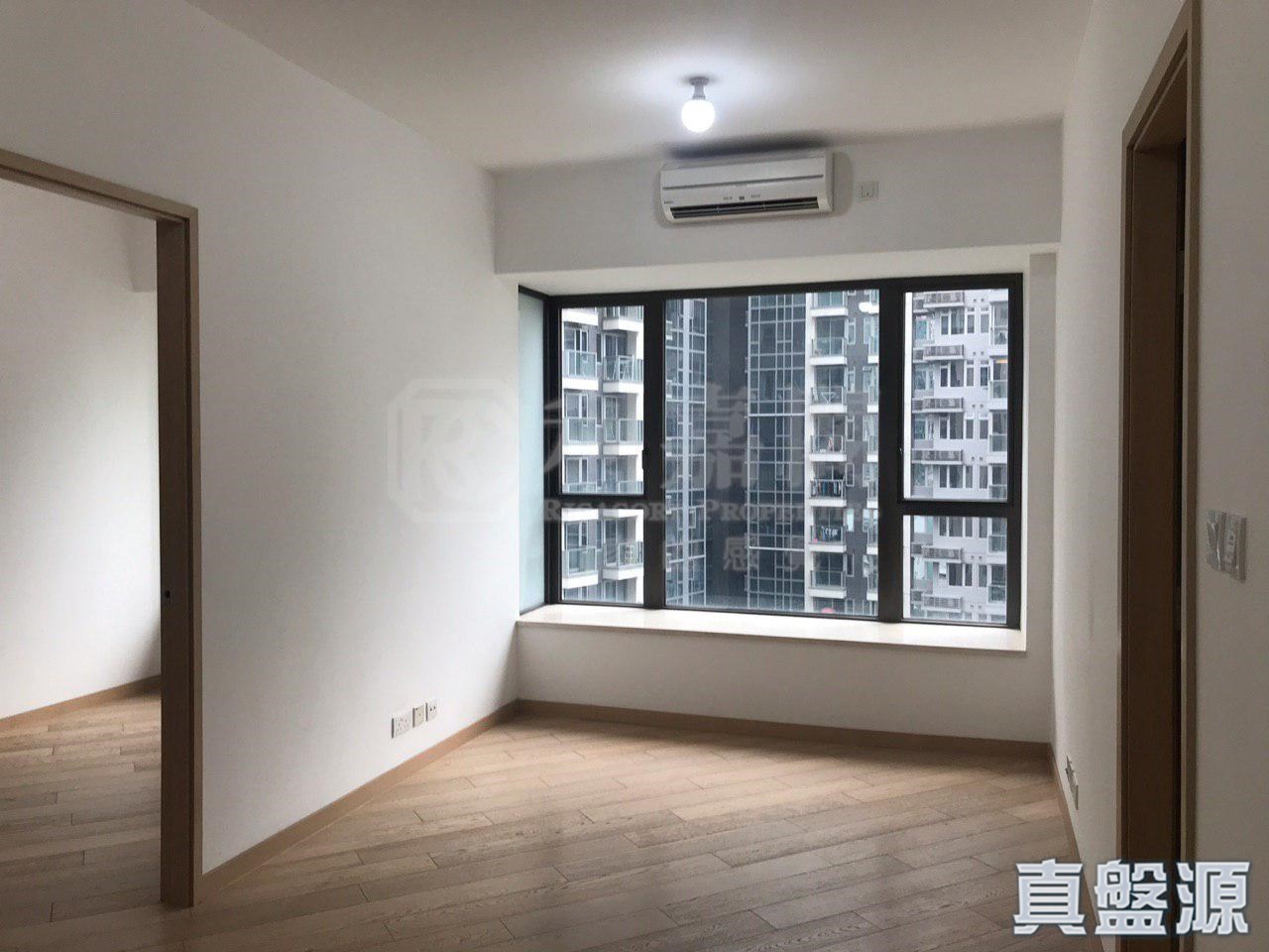 [RC GINNY] MIDDLE FLOOR 1 BR IN THE VISIONARY