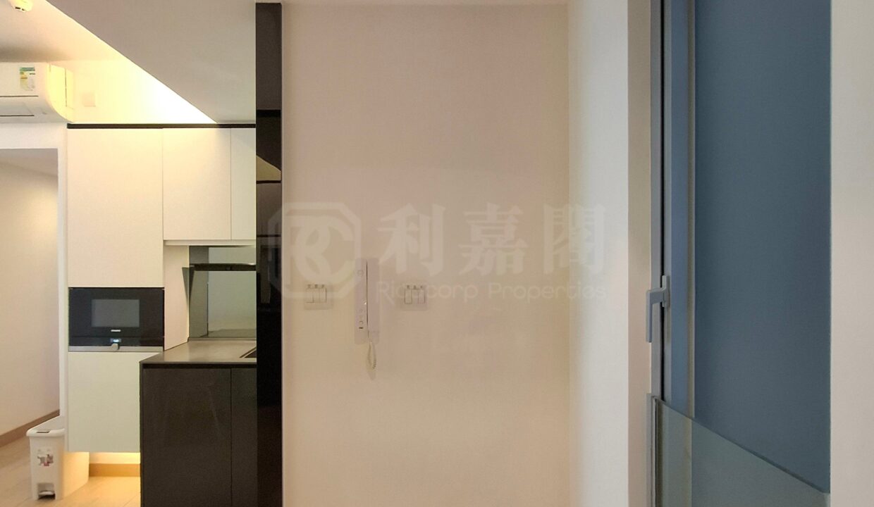 38ff804b-36ac-43ce-8472-ad735328bcfd