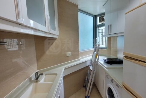 39256d53-2bd9-4bf2-af8c-f01b63341531