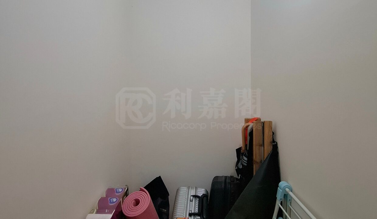 3b0f5215-ddcf-4736-bb40-a42b3d11150d
