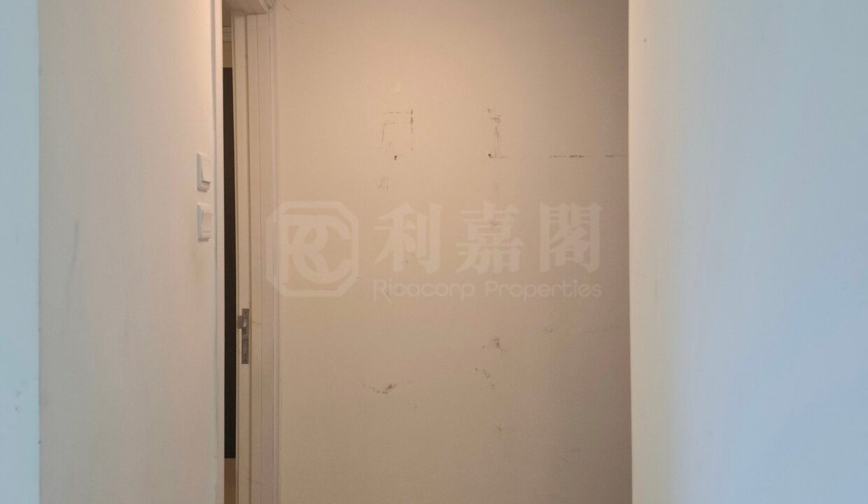 455ceab5-c52d-4608-86ee-640cacf1c54b