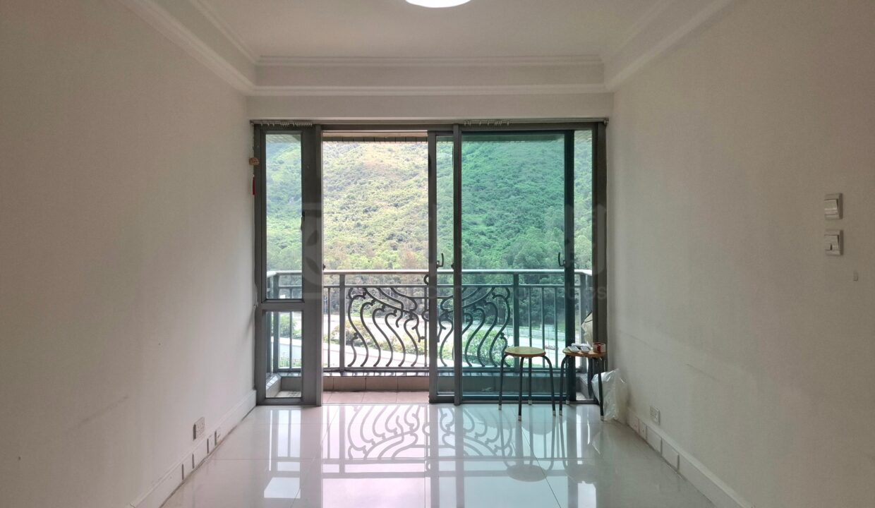 54ffb500-7cd4-460a-b356-f5ea205b3042