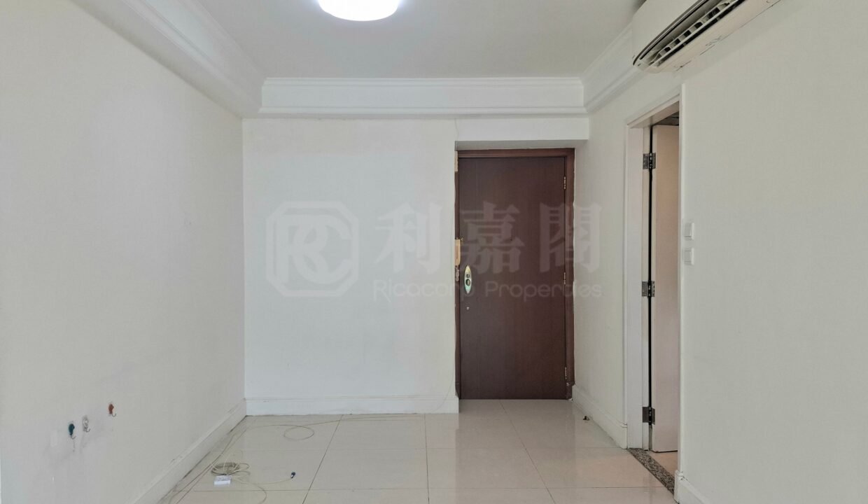 7bc06216-999f-4698-a9bb-ac323755f0e8
