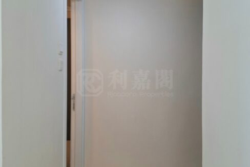 967856c2-80c1-4858-a2d5-a13640db9739