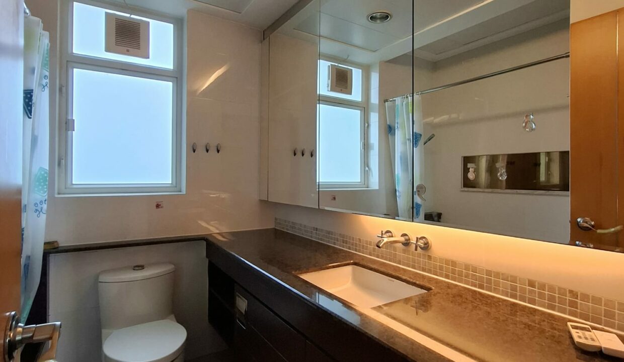 IMG-20241120-WA0117
