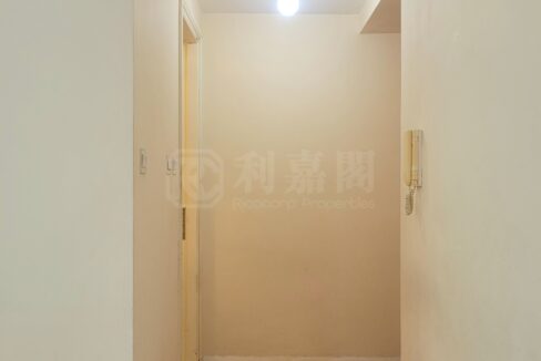 d9cc8637-da8d-4ae9-a4ba-11acbf57e552