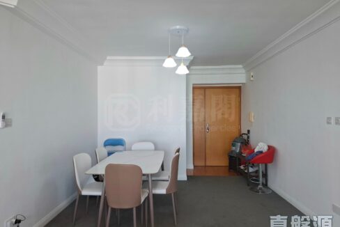 db13363e-58a5-4dc1-864c-99f1016e66a7
