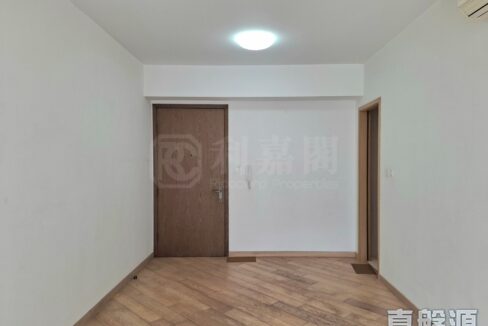 db99329c-6ffb-4756-acd2-706874248a4d