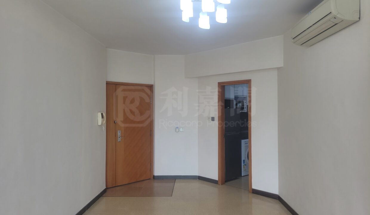 e344e267-5088-4f91-8764-6ff469d43b90